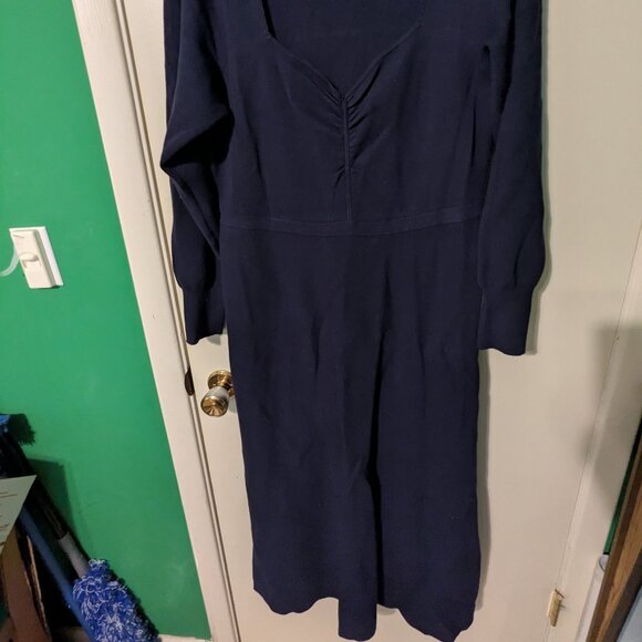 Boden Sweater Dress - Picture 3 of 8